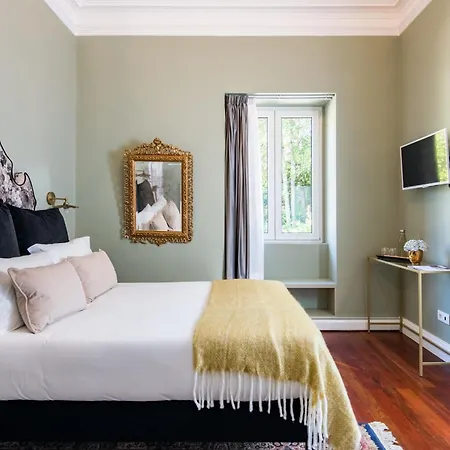 Camélia Boutique House *