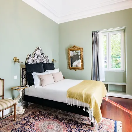Camélia Boutique House *