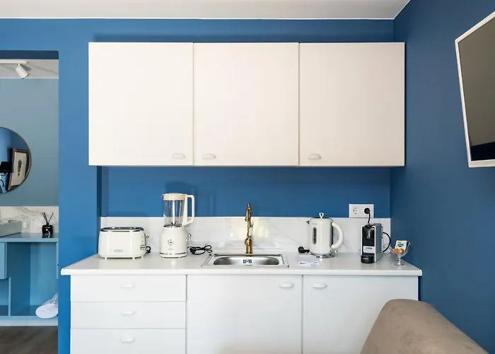 Camelia Boutique House *