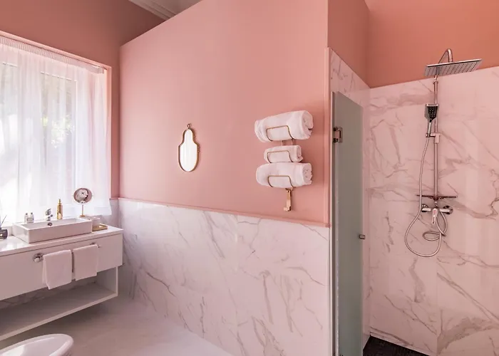 Camelia Boutique House Отель Камаша